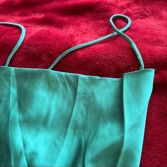 SatinβMaxi dress withΒ slit - Picture 6 of 9